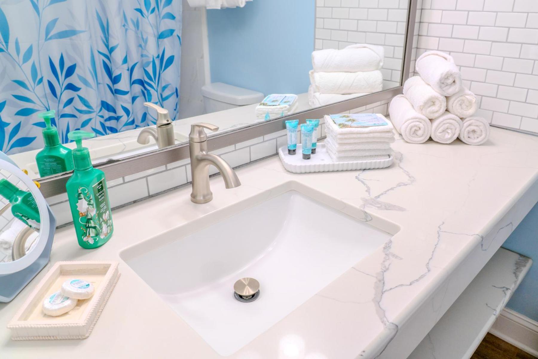 Oceanfront Suite Grande Cayman 124 شاطئ ميرتل المظهر الخارجي الصورة